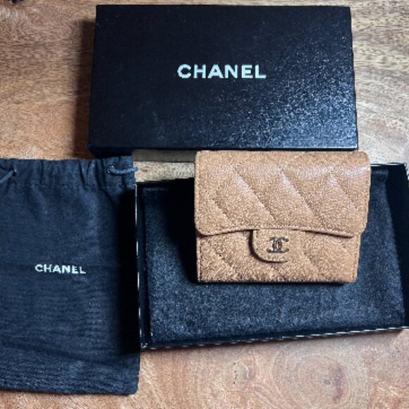 CHANEL Classic Beige Caviar Quilted Small Wallet - Picture 3 of 4